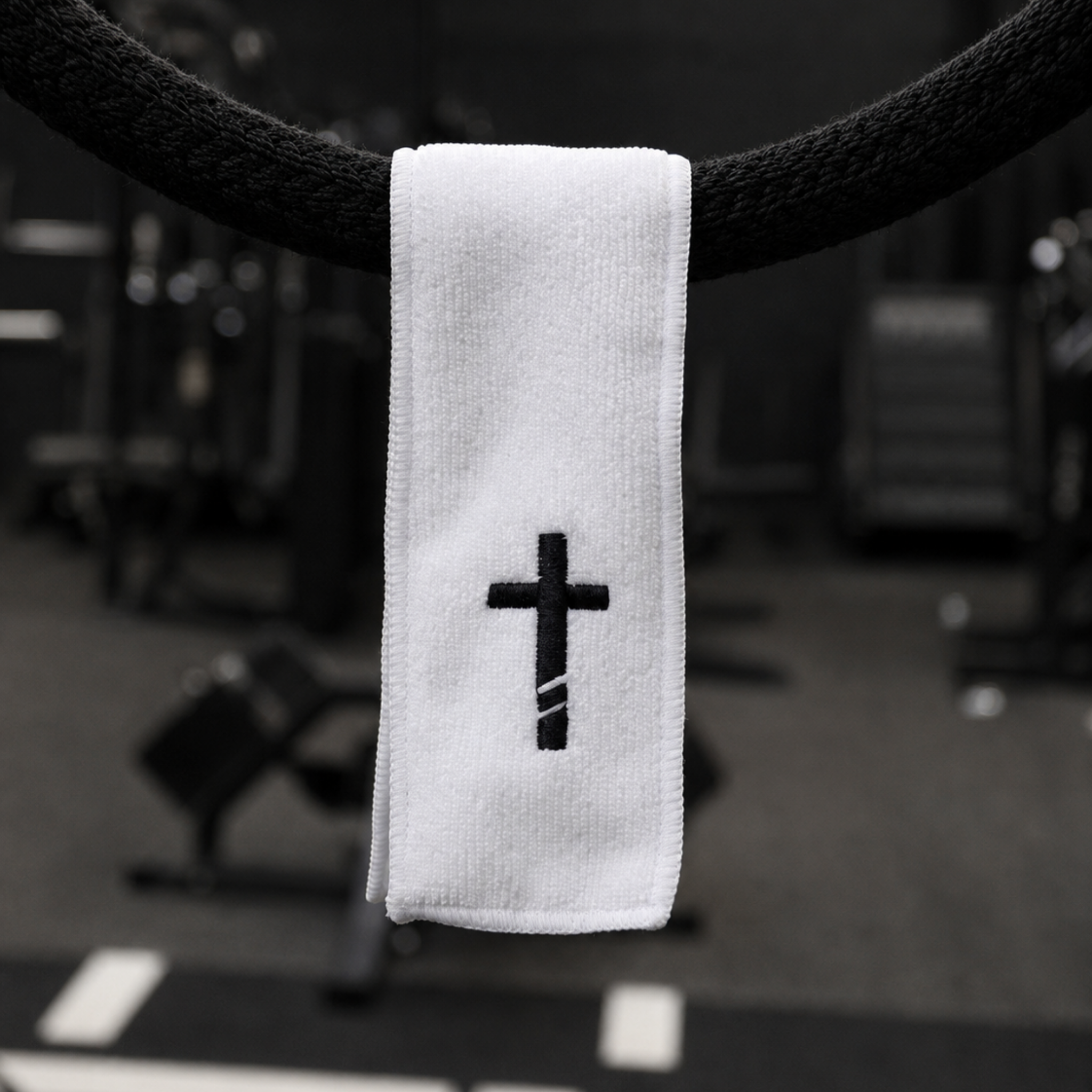 Cross Streamer Towel